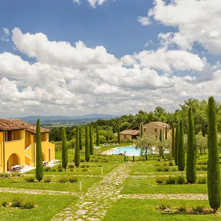 Amazing With Swimming Pool, Toscana Apartment *